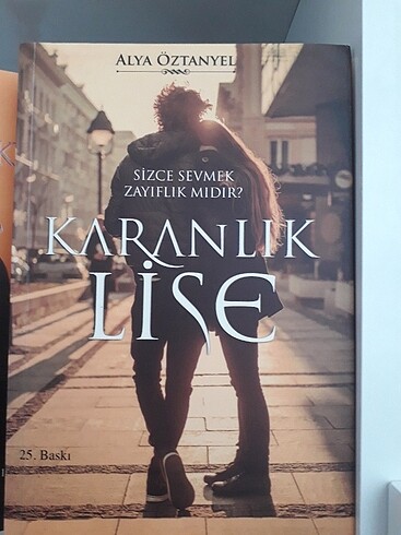  Karanlık lise 1 ve 2.kitap