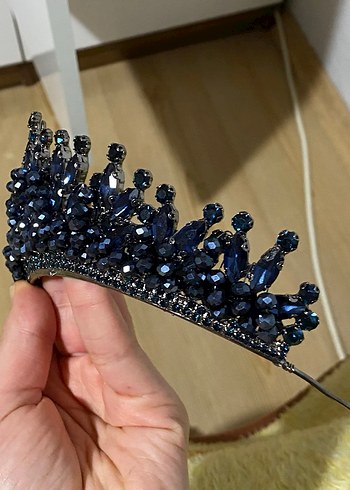 Koyu Mavi Boncuklu Cam Taç - Görsel 2