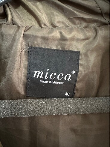 Diğer Micca mont