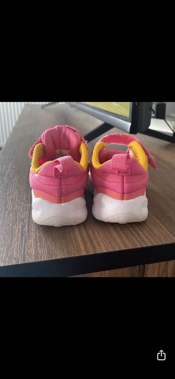 Spor Ayakkabı - Görsel 2