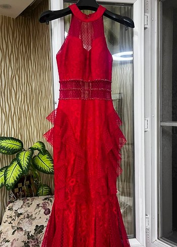 Uzun Parlak Kırmızı Drapeli Abiye Elbise - Görsel 3