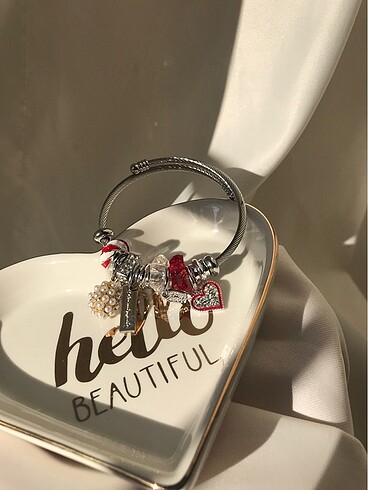Charm bileklik