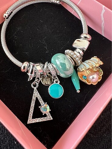 Pandora Charm bileklik