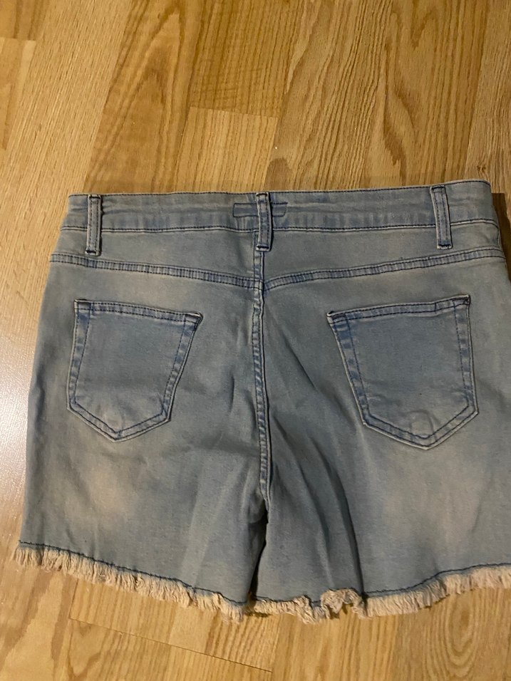 Rahat Kesim Kadın Mini Denim Şort - Görsel 4