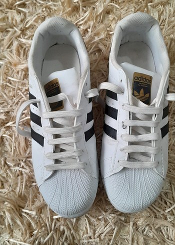Adidas Beyaz Siyah Kadın Spor Ayakkabı