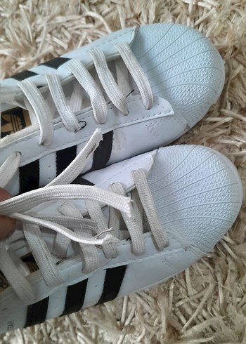 40 Beden Adidas Beyaz Siyah Kadın Spor Ayakkabı