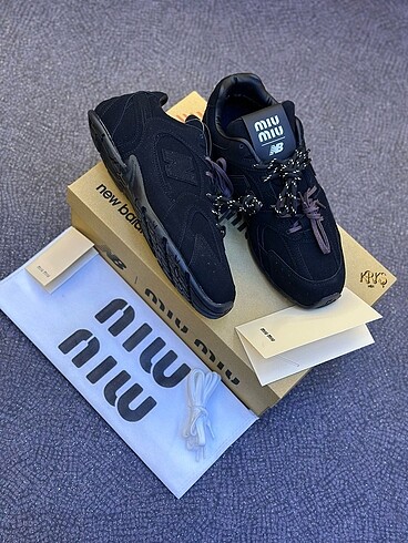 New Balance MIU MIU NEW BALANCE SPOR ERKEK PREMİUM