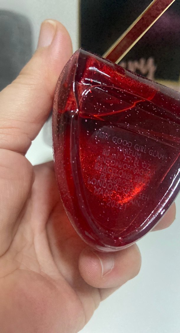 Carolina Herrera Good Girl Very Glam 80 ml edp - Görsel 2