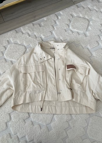 Bej, Uzun Kollu, Yüksek Yakalı Kadın Ceket - Görsel 3