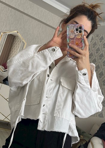 Düğmeli Beyaz Keten Kadın Gömlek - Görsel 2