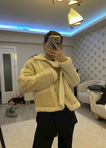 Kürk Detaylı Bej Kadın Kışlık Mont - Görsel 6