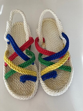 Bayan sandalet