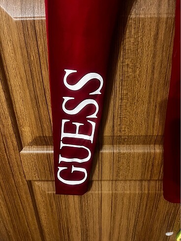 Guess Guess tayt