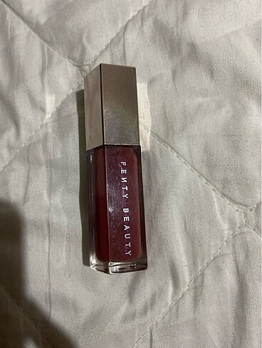 fenty beauty riri glos