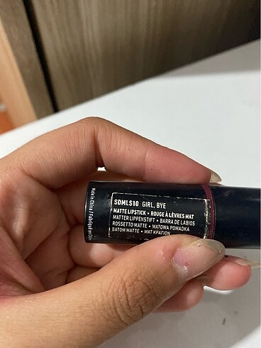 Beden nyx sueda matte lipstick girl bye