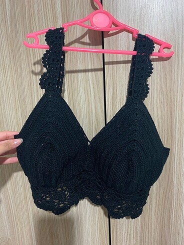 siyah el örmesi crop