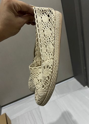 Krem Dantel Örgü Kadın Babet - Görsel 2