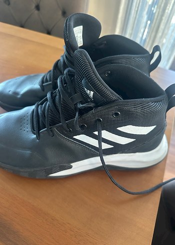 Adidas Siyah Bağcıklı Basketbol Ayakkabısı - Görsel 3