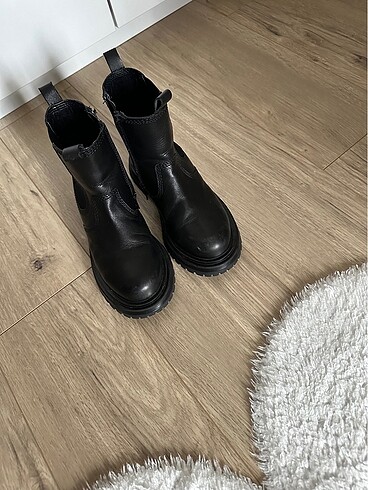 Zara çocuk bot