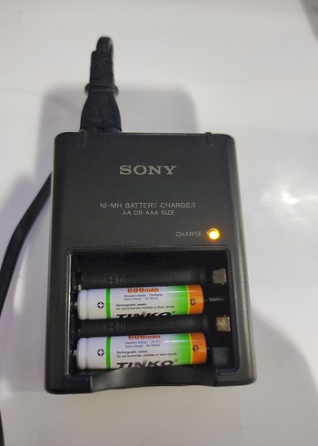Sony PİL ŞARJ ALETİ