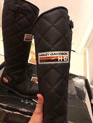 HARLEY DAVIDSON
