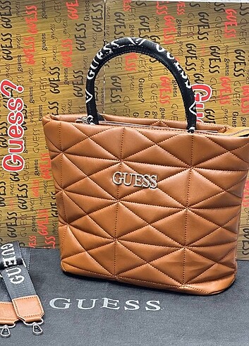 Guess Kol çantası