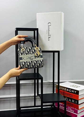 Baby Dior Kol çantası
