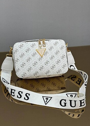 Guess Kol çantası 