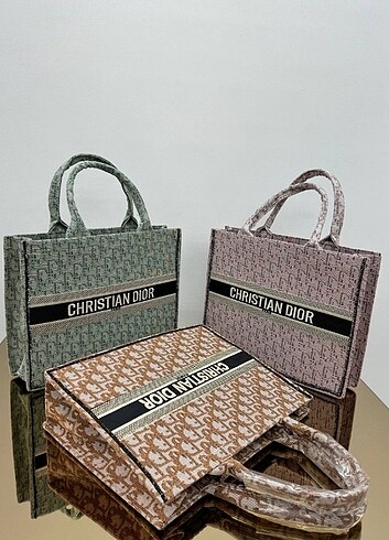 Dior Kol çantası