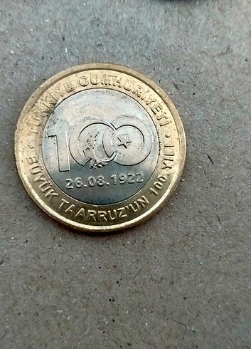 Madeni para