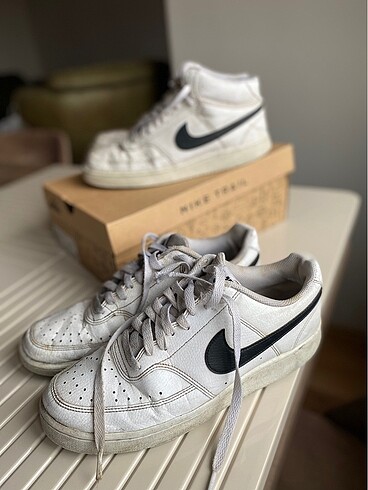 2 adet Nike spor ayakkabı