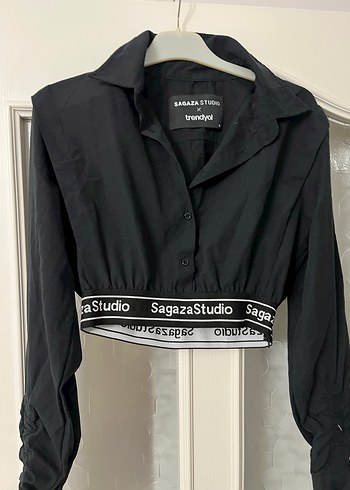 36 Beden SagazaStudio Siyah Mini Crop Gömlek