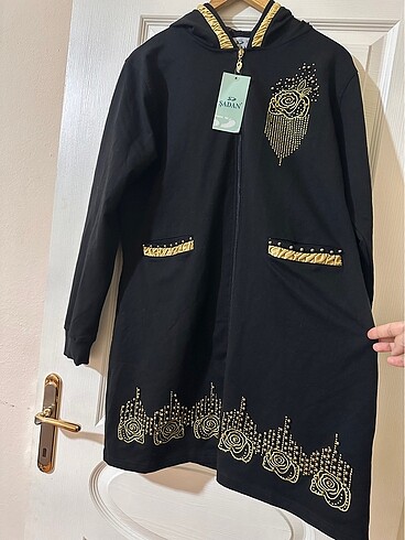Suud Collection Gold detaylı kapuşonlu tunik