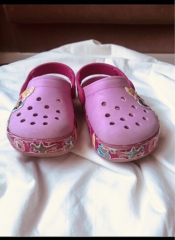 25 Beden Pembe Prensesli ve Işıklı Crocs