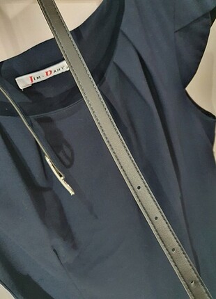 Markasız Ürün Kadın gece elbisesi.