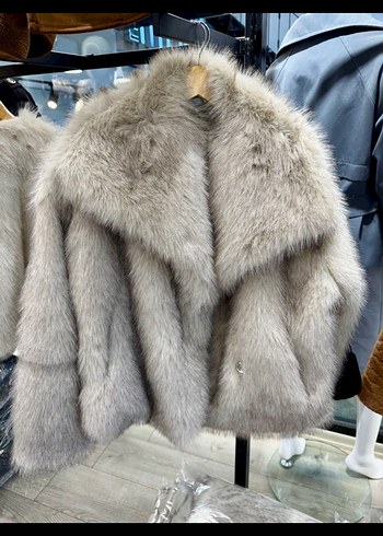Zara Bej Rahat Kesim Peluş Kadın Mont
