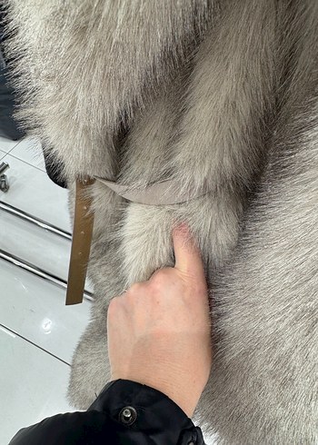 Bej Uzun Kürk Detaylı Kadın Mont - Görsel 4