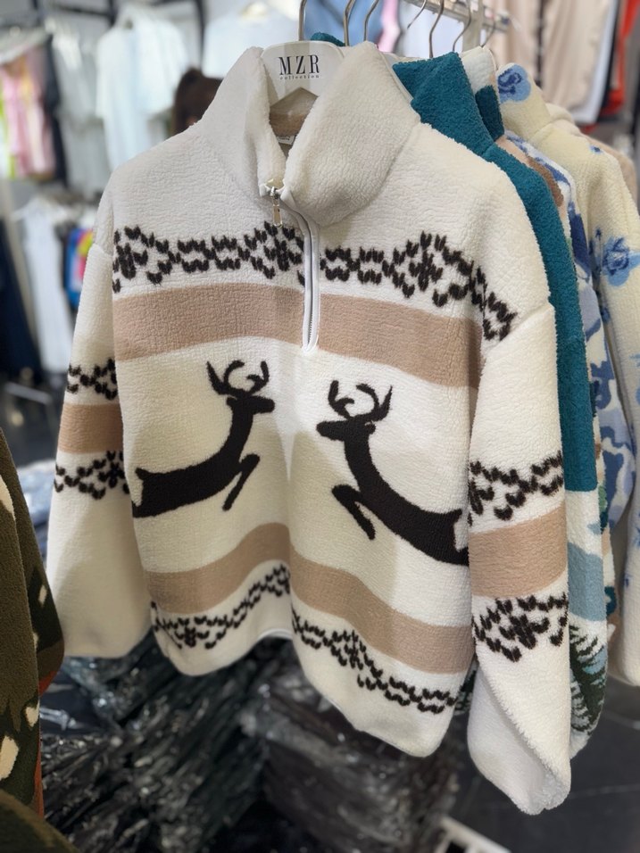 Yüksek Yakalı, Baskılı Kadın Sweatshirt - Görsel 4