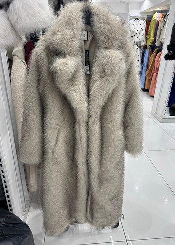 Gri Kürklü Uzun Kadın Sokak Stili Kaban - Görsel 3