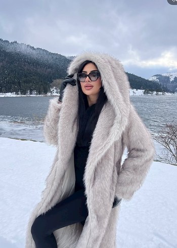 Bej Uzun Kadın Suni Kürk Kaban - Görsel 3