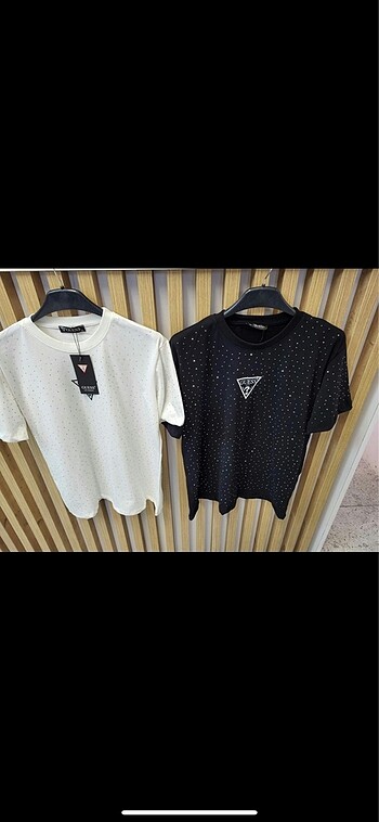 Guess tshirt