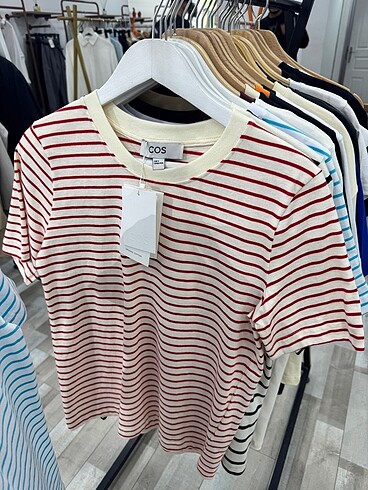 s Beden Cos tshirt