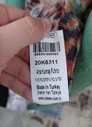 36 Beden yeşil Renk Kaban 36 ve 38 rahat giyebilir