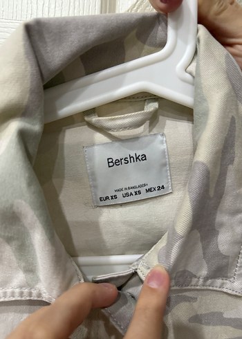 Bershka Kamuflaj Kot Ceket - Görsel 3