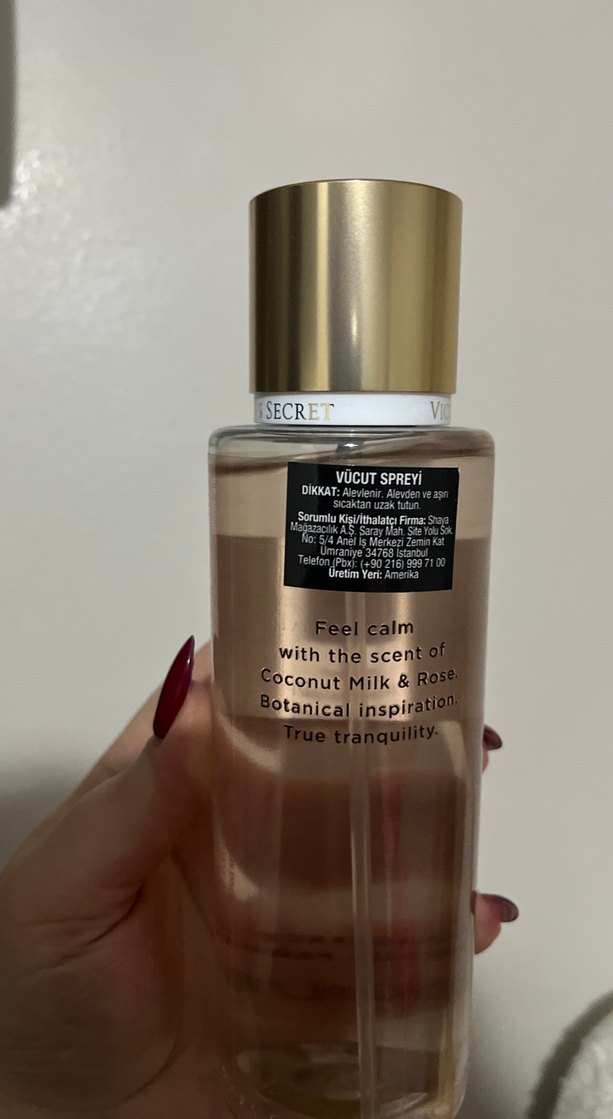 Victoria's Secret Coconut Milk & Rose Vücut Spreyi 250 ml - Görsel 4