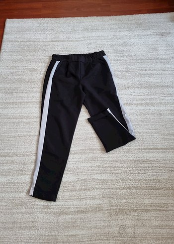 LC Waikiki Kadın Gri Şeritli Siyah Rahat Pantolon