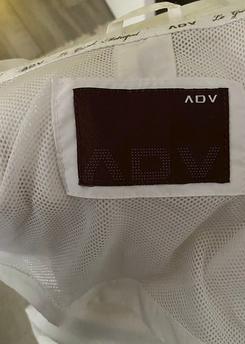 Beyaz yağmurluk Kadın Ceket - Görsel 6