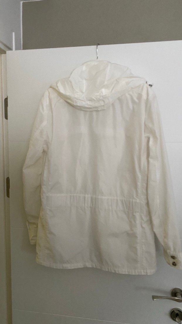 Beyaz yağmurluk Kadın Ceket - Görsel 4