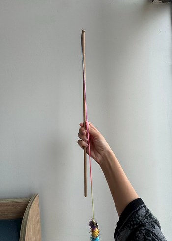 Renkli Tüylü Kedi Oltası Oyuncağı - Görsel 3