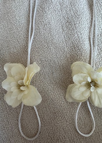 Bride to be Beyaz Kumaşlı Çiçekli şahmeran 2 adet - Görsel 2